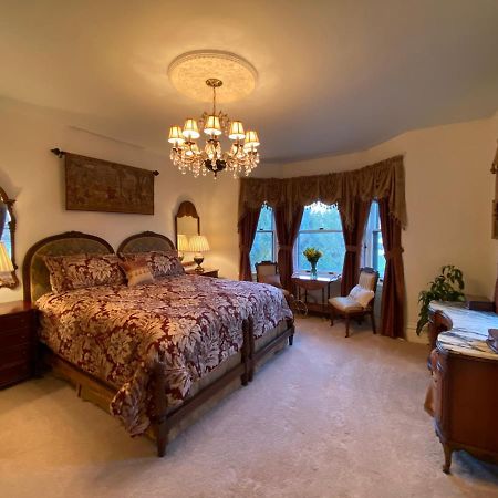 Breese Inn المظهر الخارجي الصورة